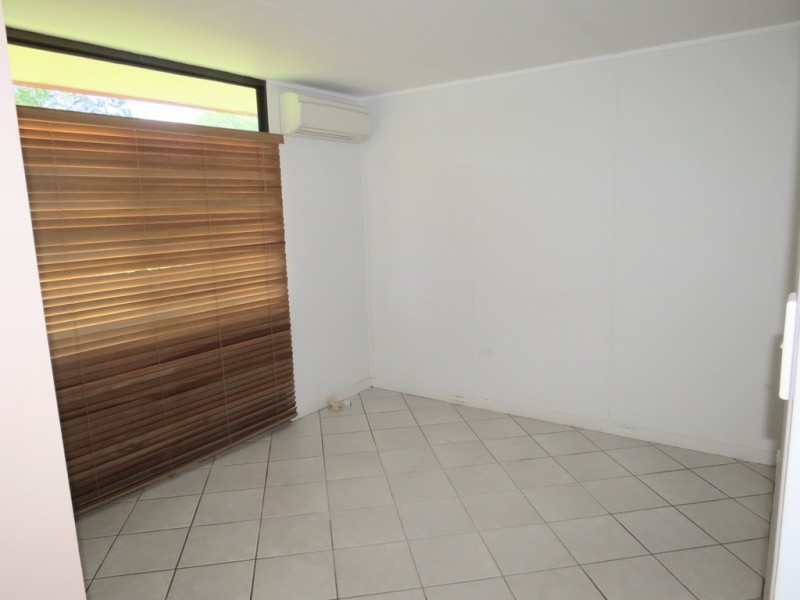 10 Racecourse Road, Emerald QLD 4720