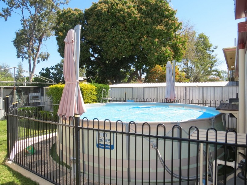 10 Racecourse Road, Emerald QLD 4720
