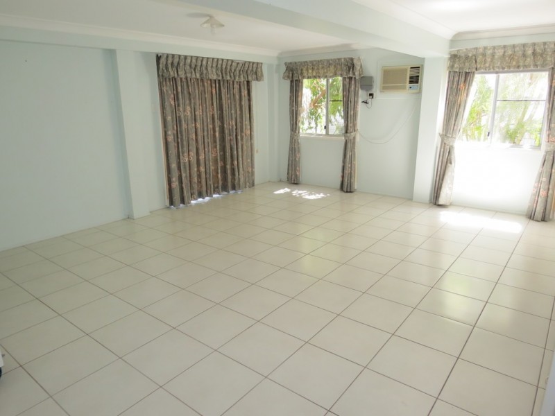 2 Brahman Place, Emerald QLD 4720
