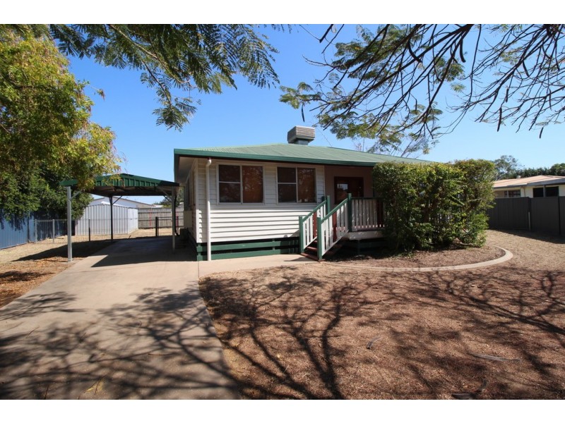 11 Caprice Court, Emerald QLD 4720