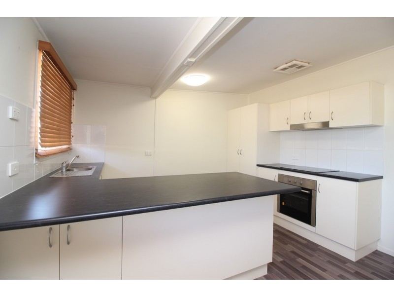 11 Caprice Court, Emerald QLD 4720