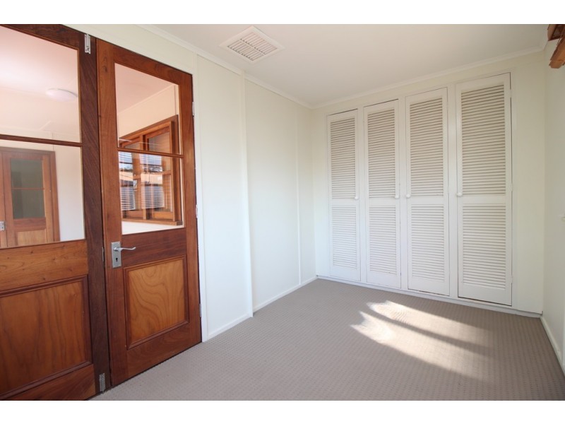 11 Caprice Court, Emerald QLD 4720