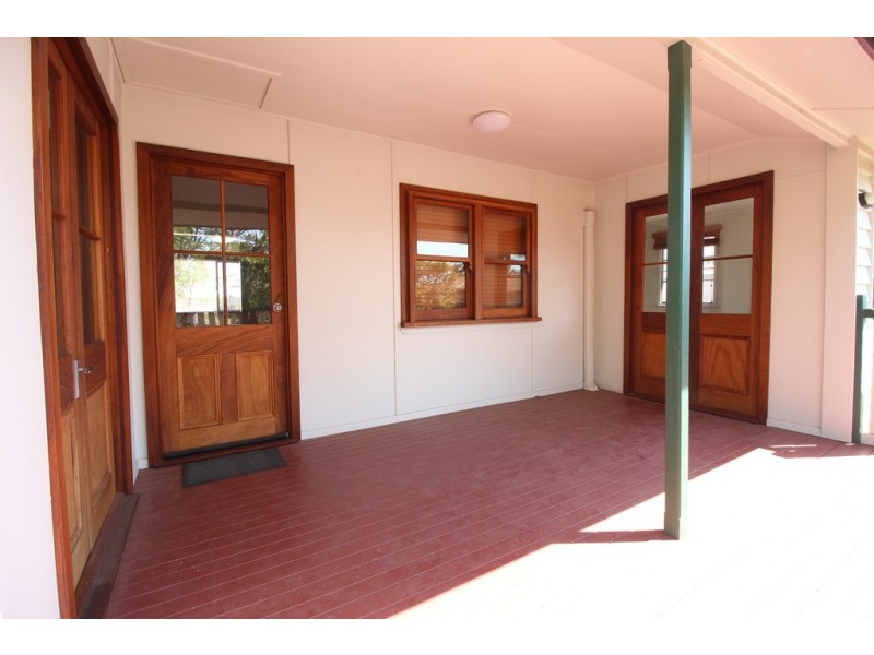 11 Caprice Court, Emerald QLD 4720