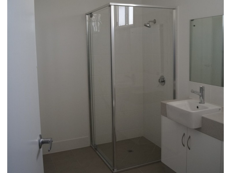 4/36 Opal Street, Emerald QLD 4720