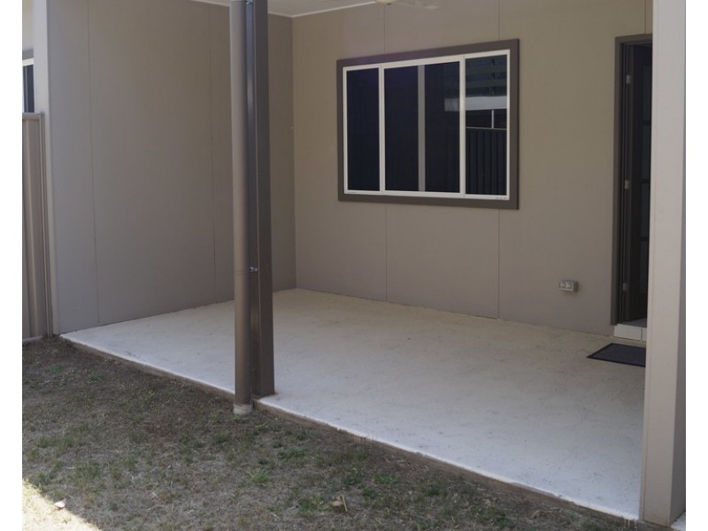 4/36 Opal Street, Emerald QLD 4720