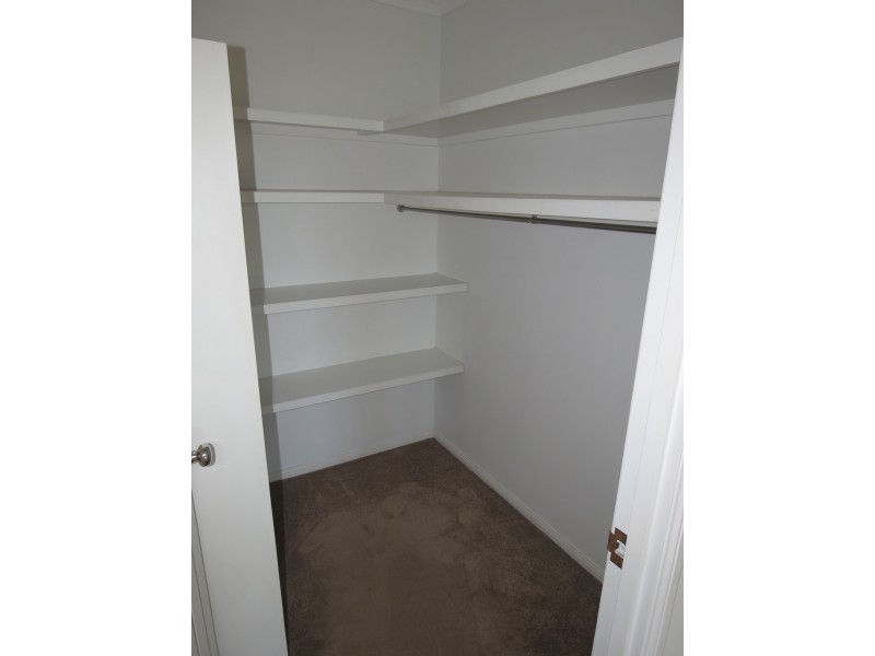 26 Jeppesen Drive, Emerald QLD 4720