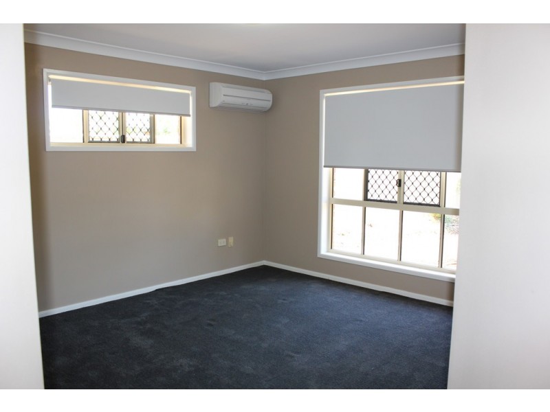 24 Whitchurch Road, Emerald QLD 4720