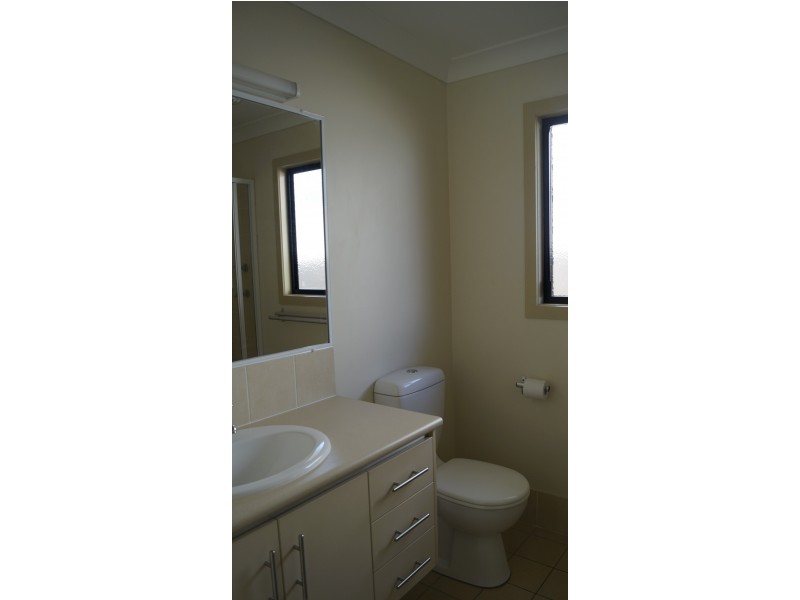 2/57 APPLICATION APPROVED Jeppesen Drive, Emerald QLD 4720