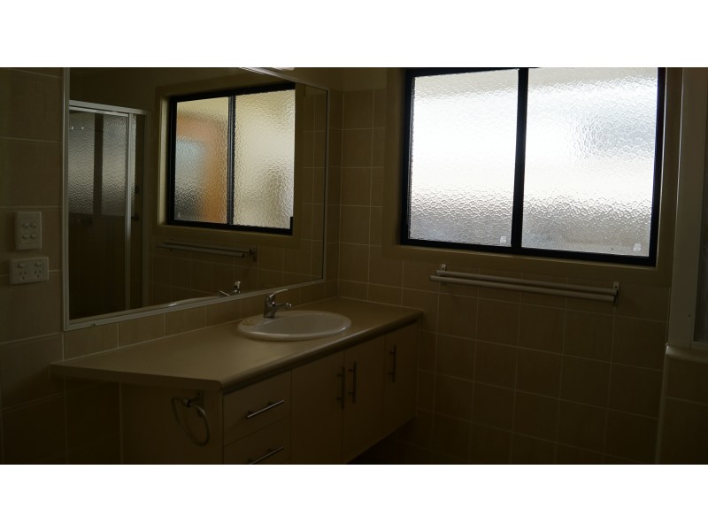 2/57 APPLICATION APPROVED Jeppesen Drive, Emerald QLD 4720