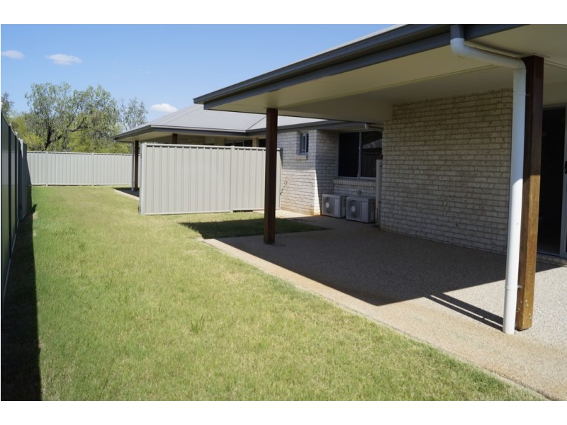 172 Opal Street, Emerald QLD 4720