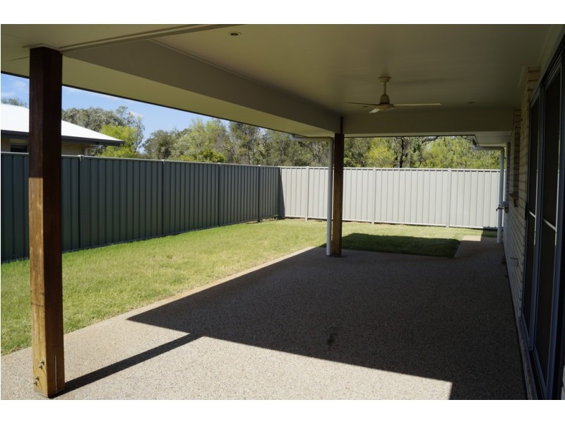 172 Opal Street, Emerald QLD 4720