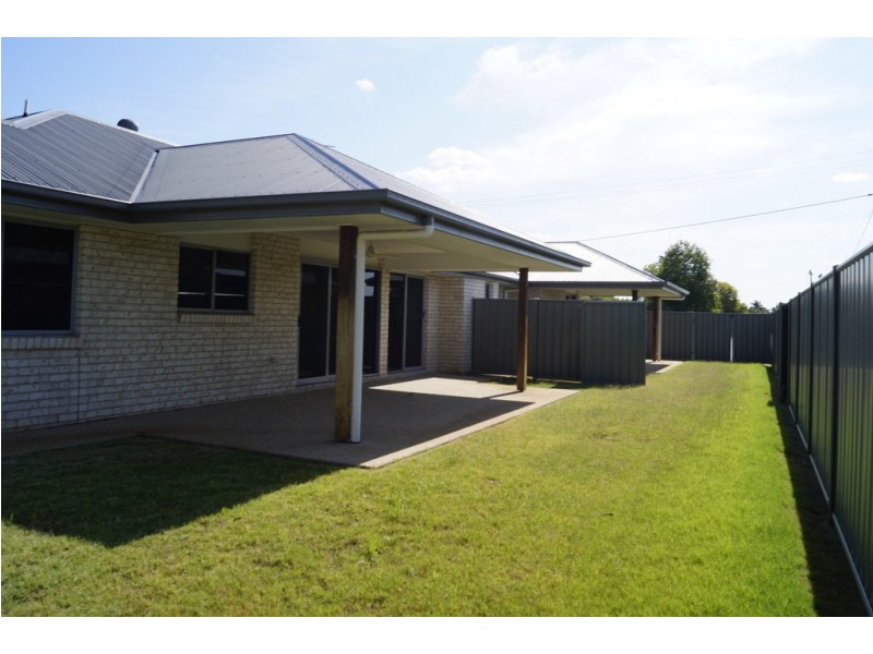 172 Opal Street, Emerald QLD 4720