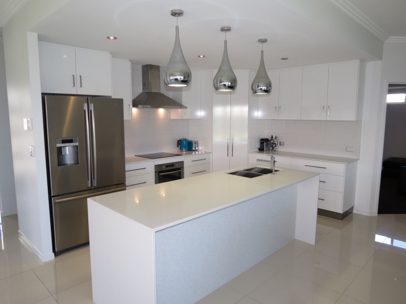 8 Sandown Street, Emerald QLD 4720
