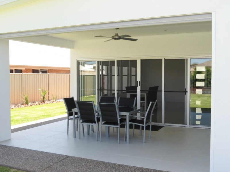 8 Sandown Street, Emerald QLD 4720