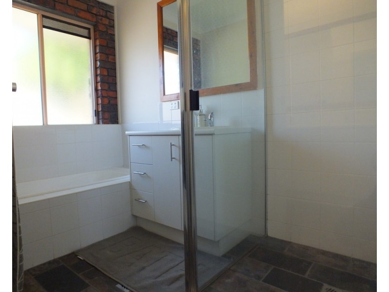 2 Martin Place, Emerald QLD 4720