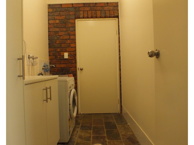 2 Martin Place, Emerald QLD 4720