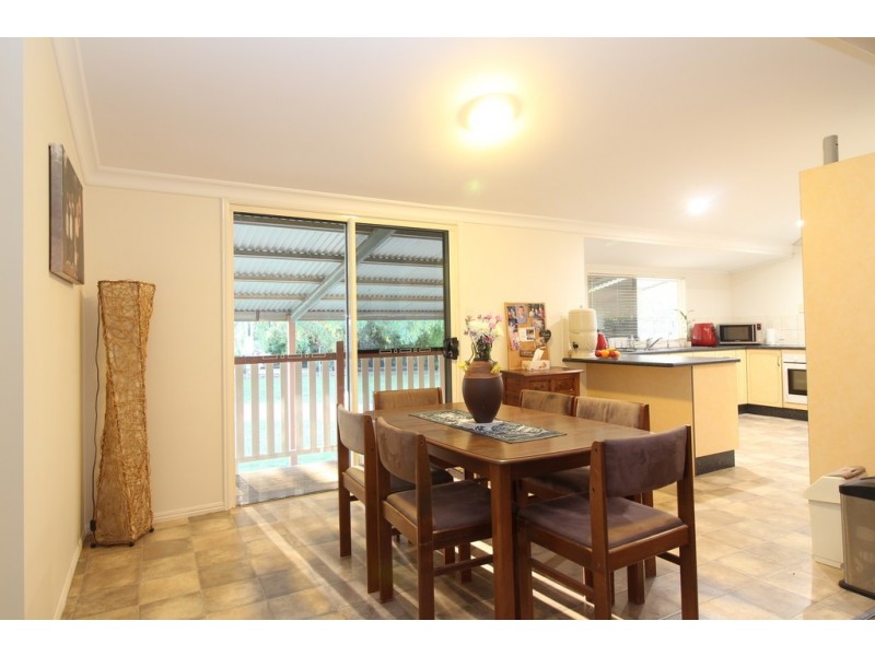 18 Rodeo Court, Emerald QLD 4720