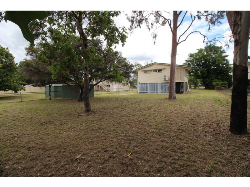 18 Retro Street, Emerald QLD 4720