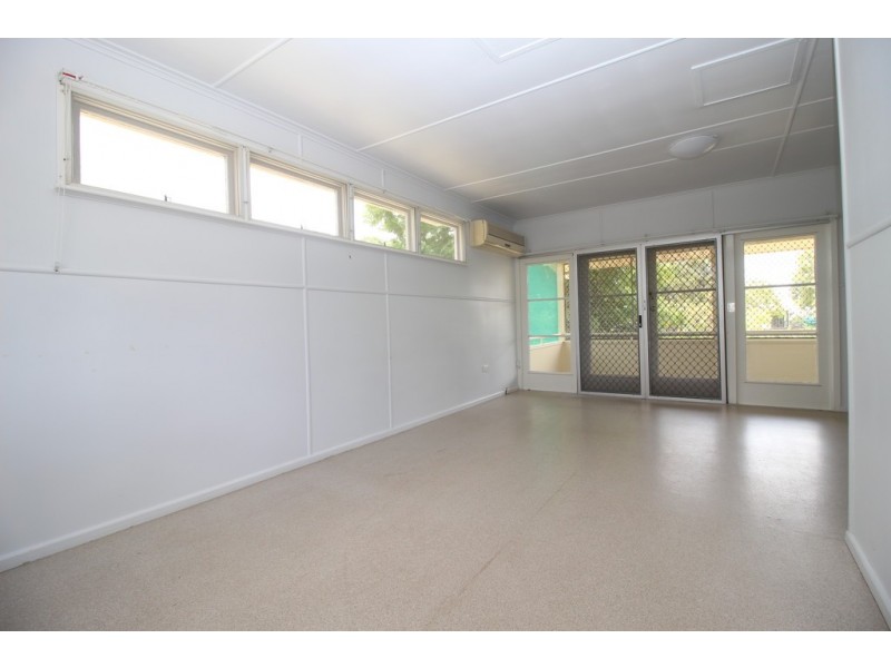 20 Retro Street, Emerald QLD 4720