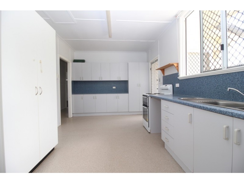 20 Retro Street, Emerald QLD 4720
