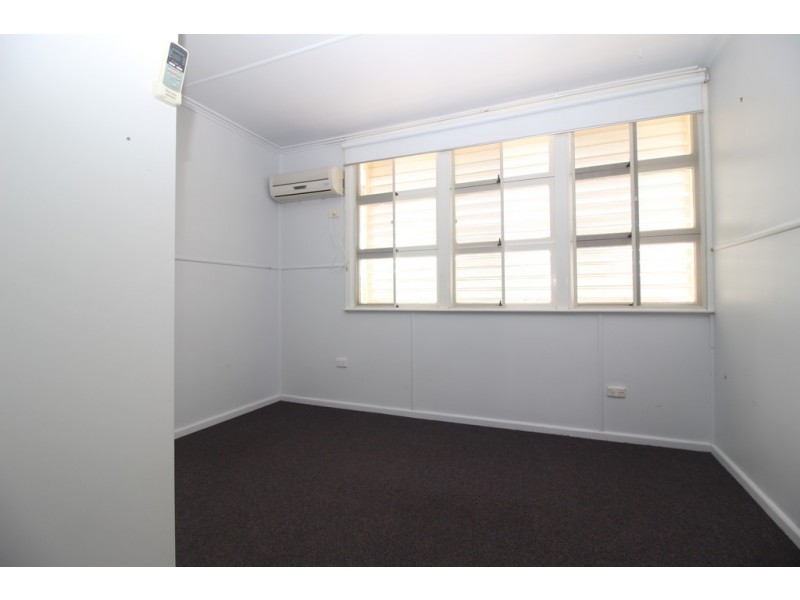 20 Retro Street, Emerald QLD 4720