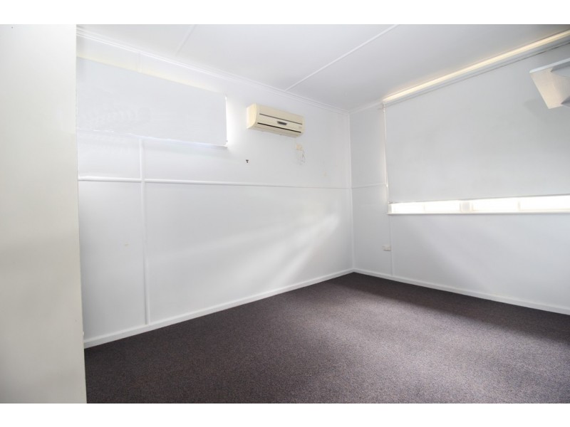 20 Retro Street, Emerald QLD 4720