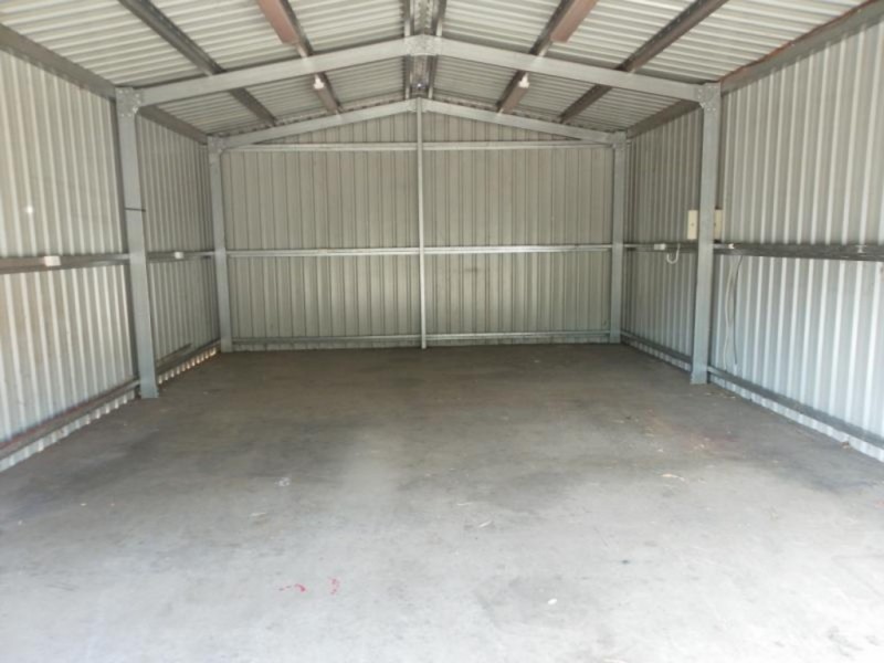 2 Mangrove Street, Blackwater QLD 4717