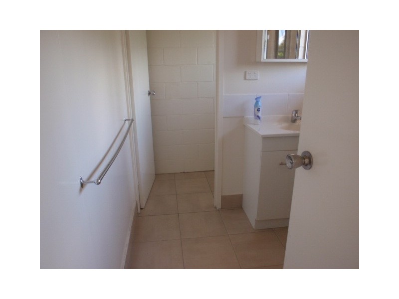 3/38 Baker Street, Emerald QLD 4720