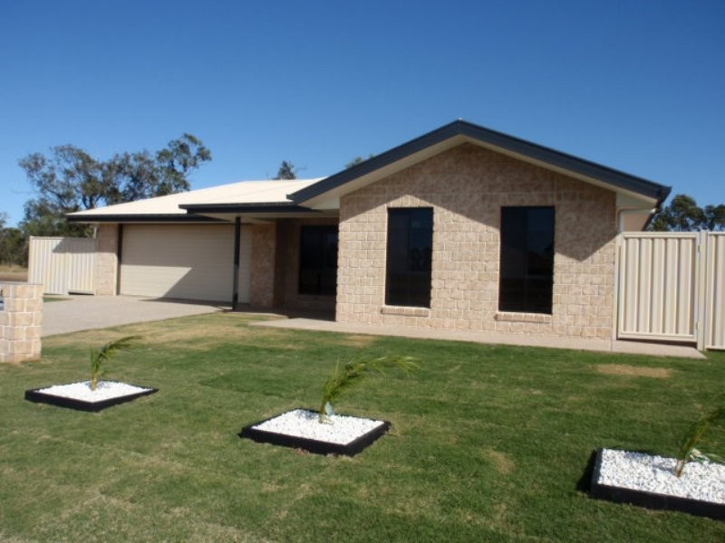 34 Wright Street, Emerald QLD 4720