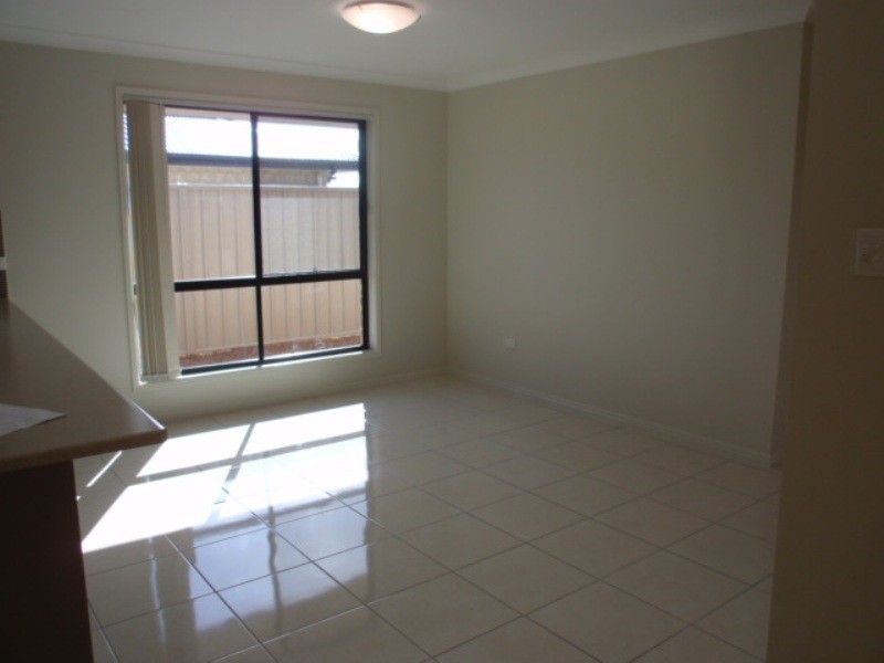 34 Wright Street, Emerald QLD 4720