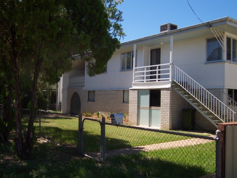 3 Donkin Street, Emerald QLD 4720