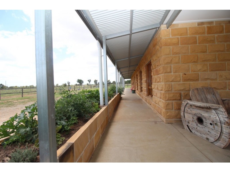 310 Glengallan Road, Emerald QLD 4720