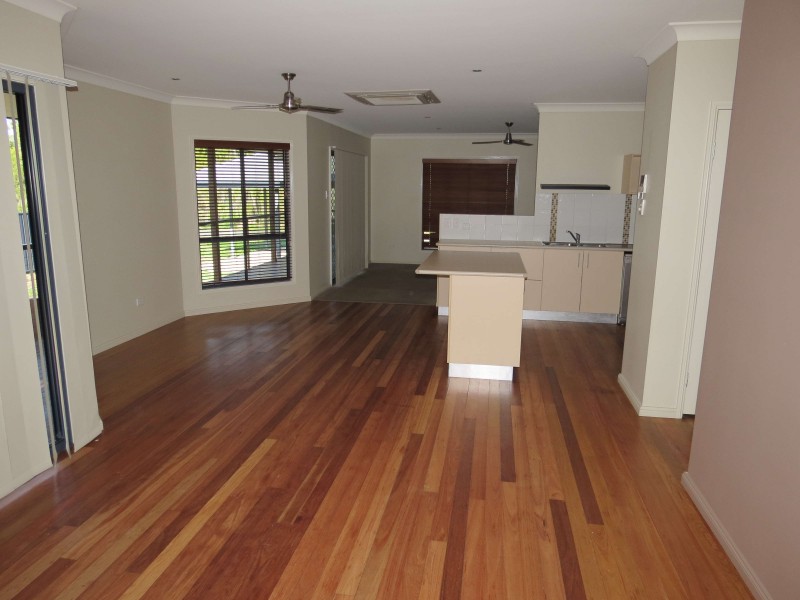 17A Gray Street, Emerald QLD 4720