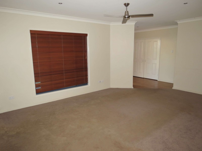 17A Gray Street, Emerald QLD 4720