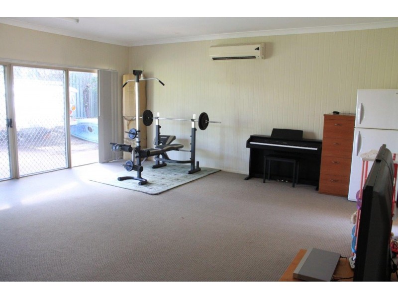 25 Whitchurch Road, Emerald QLD 4720
