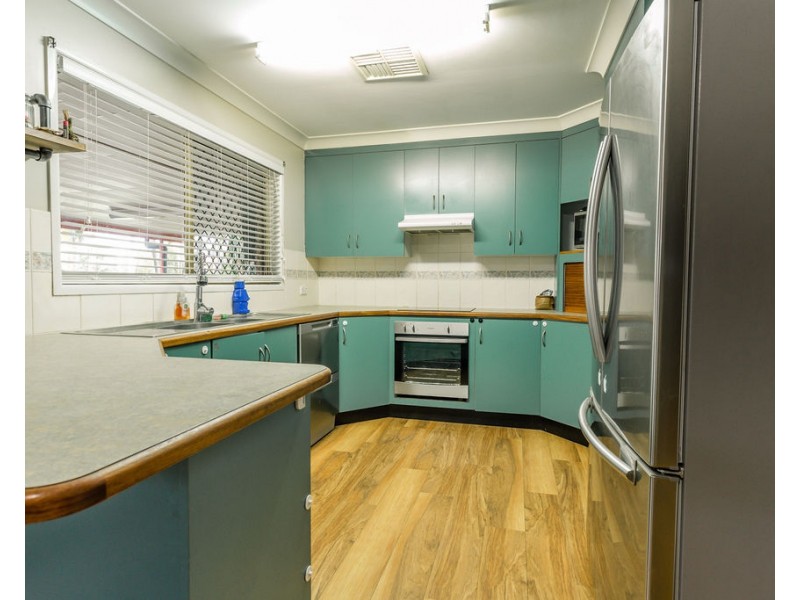 93 Gray Street, Emerald QLD 4720