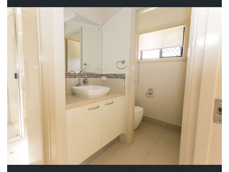 41 Russ Layton Dr, Emerald QLD 4720