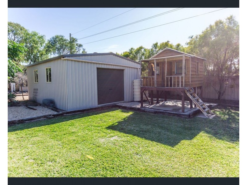 41 Russ Layton Dr, Emerald QLD 4720