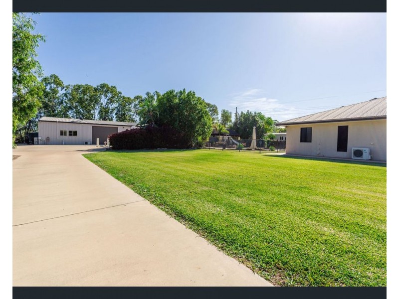 41 Russ Layton Dr, Emerald QLD 4720