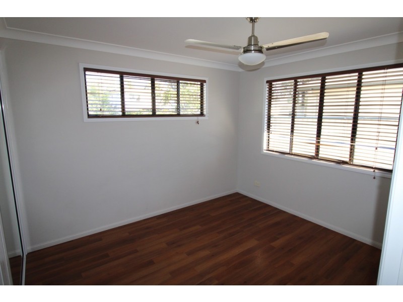 4/6 Burn St, Capella QLD 4723