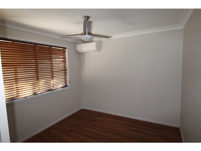 4/6 Burn St, Capella QLD 4723