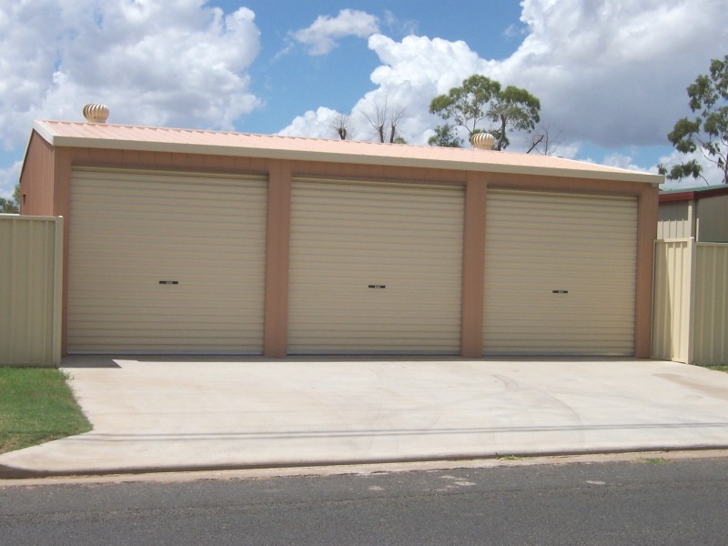 9 Fern Crt, Emerald QLD 4720