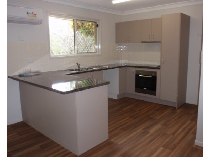 32 Riverview Street, Emerald QLD 4720