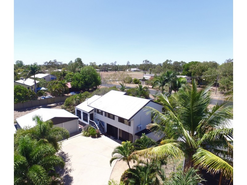 10 Ward Place, Emerald QLD 4720