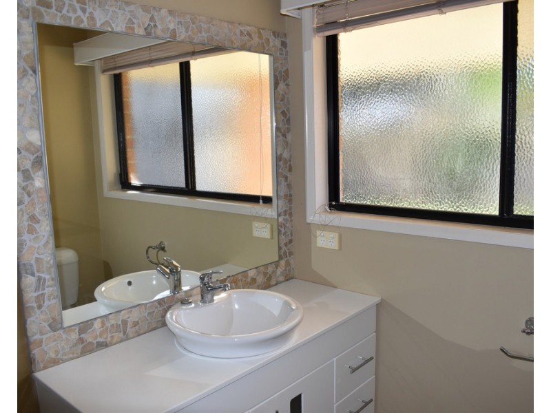 12 Joel Ernest Dr, Emerald QLD 4720
