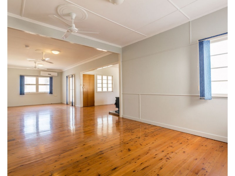 52 Esmond St, Emerald QLD 4720