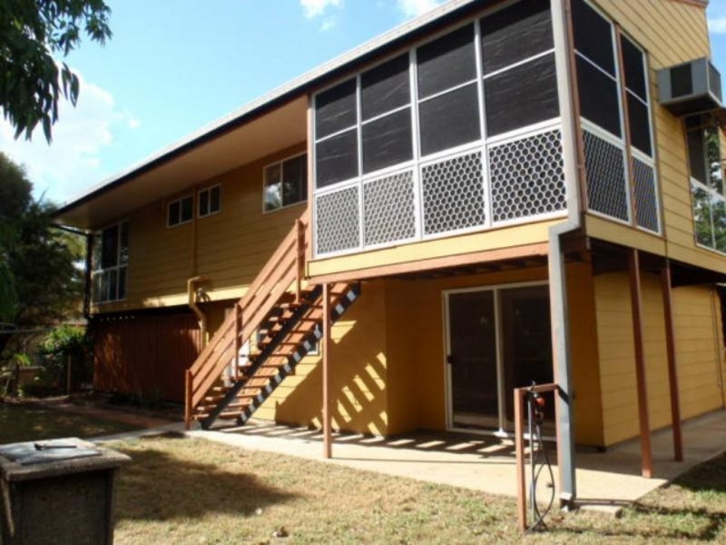 4 Colleen Avenue, Emerald QLD 4720