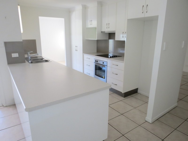 4 Gray Street, Emerald QLD 4720