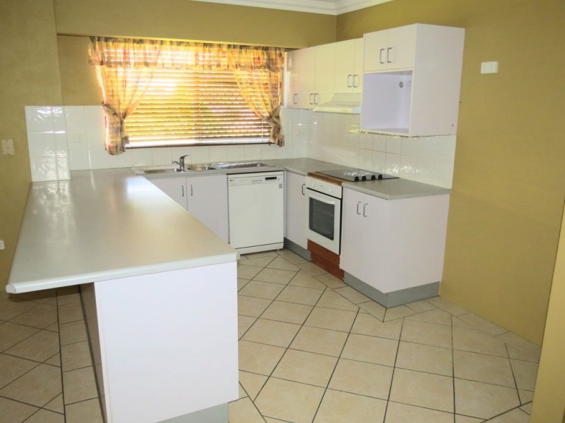 3 Kurrajong Close, Emerald QLD 4720