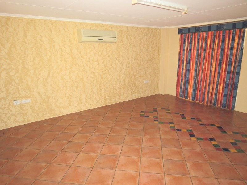 3 Kurrajong Close, Emerald QLD 4720